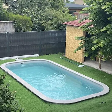 Neuf Dans Maison Avec Vue Sur La Chaine Des Puys Apartamento Riom